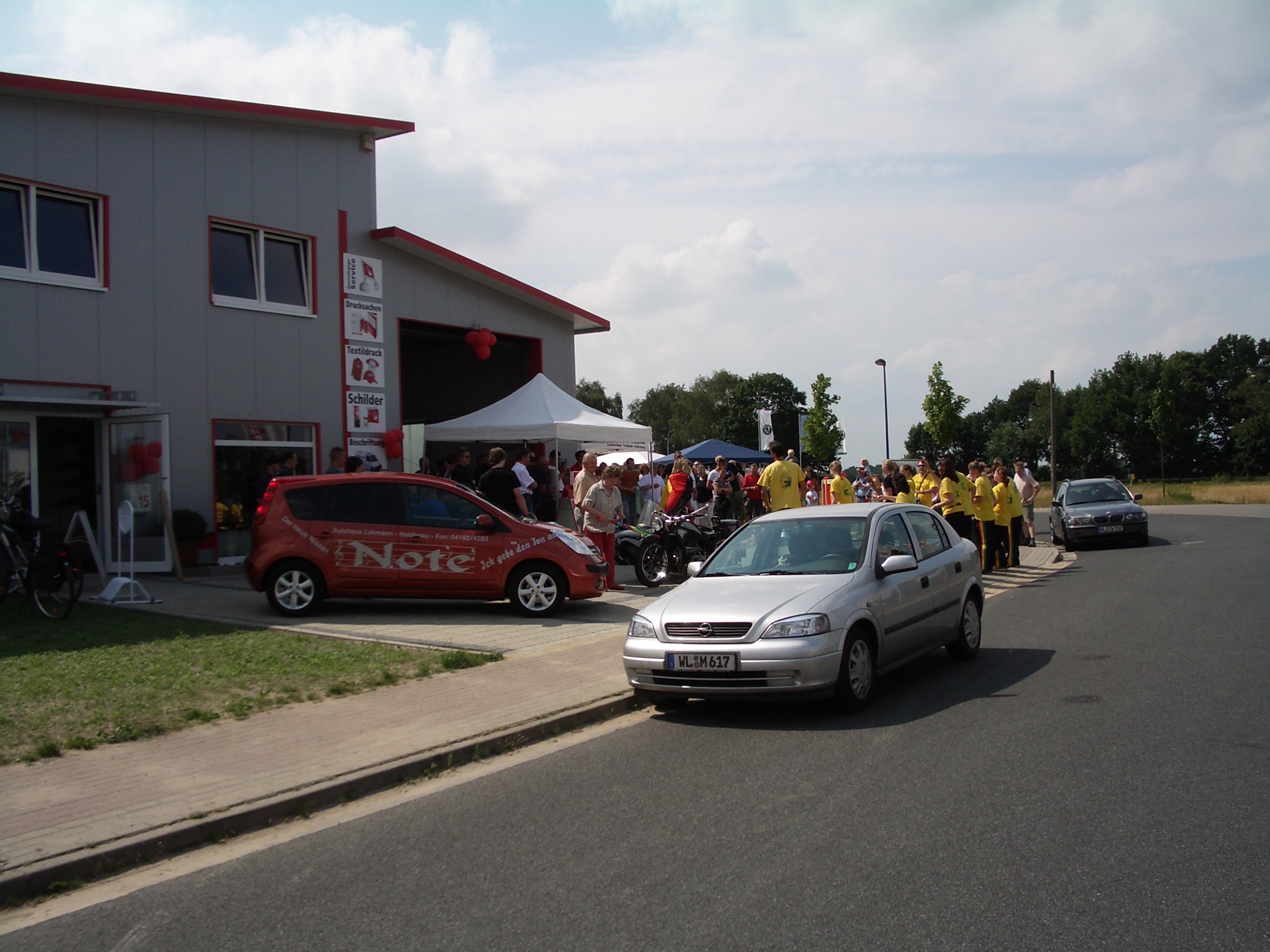 Sommerfest 2006 auf dem Firmengelände zur verspäteten Feier des 25-jährigen Firmenjubiläums